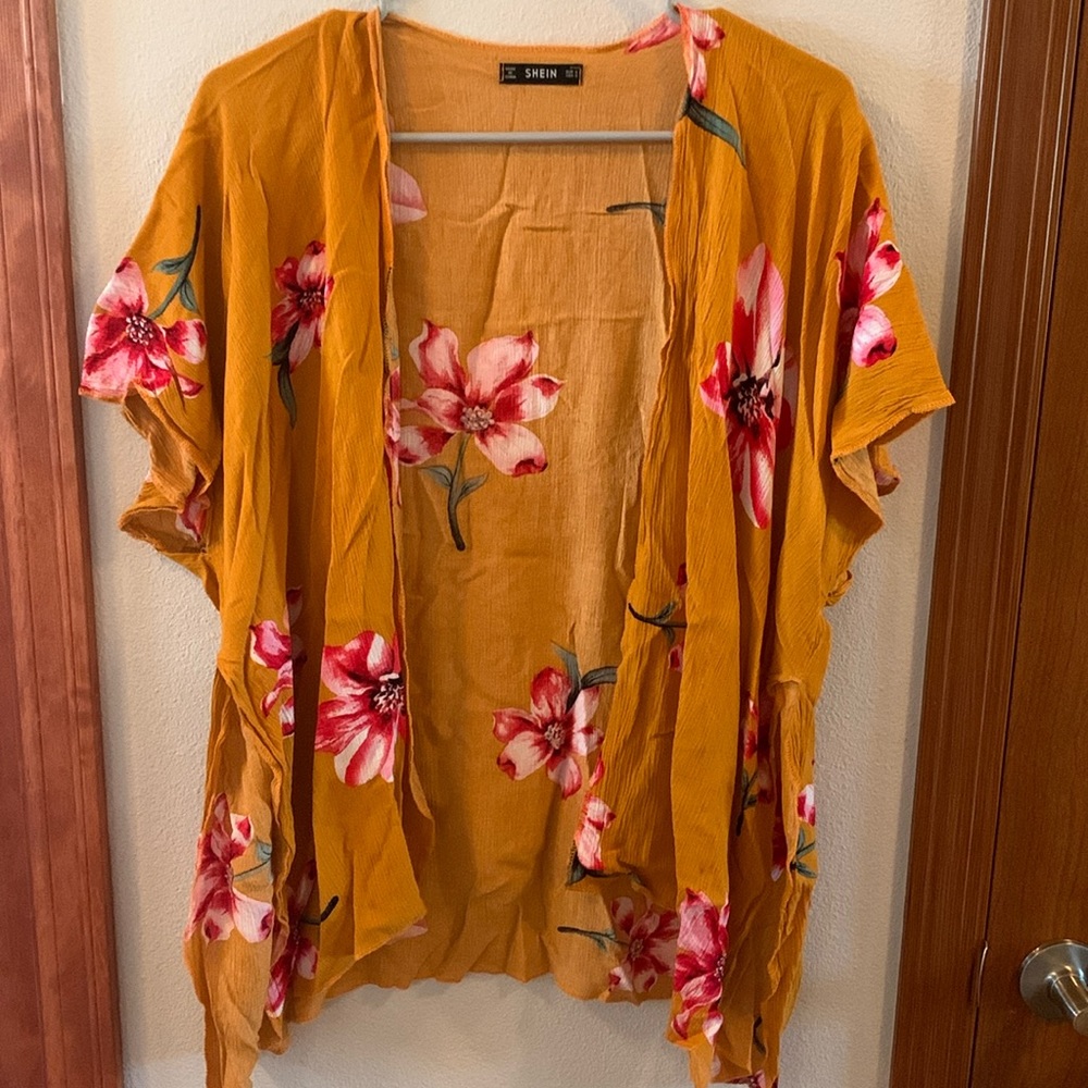SHEIN Women’s Tropical Hawaiian Kimono Blouse/Cover - Size S